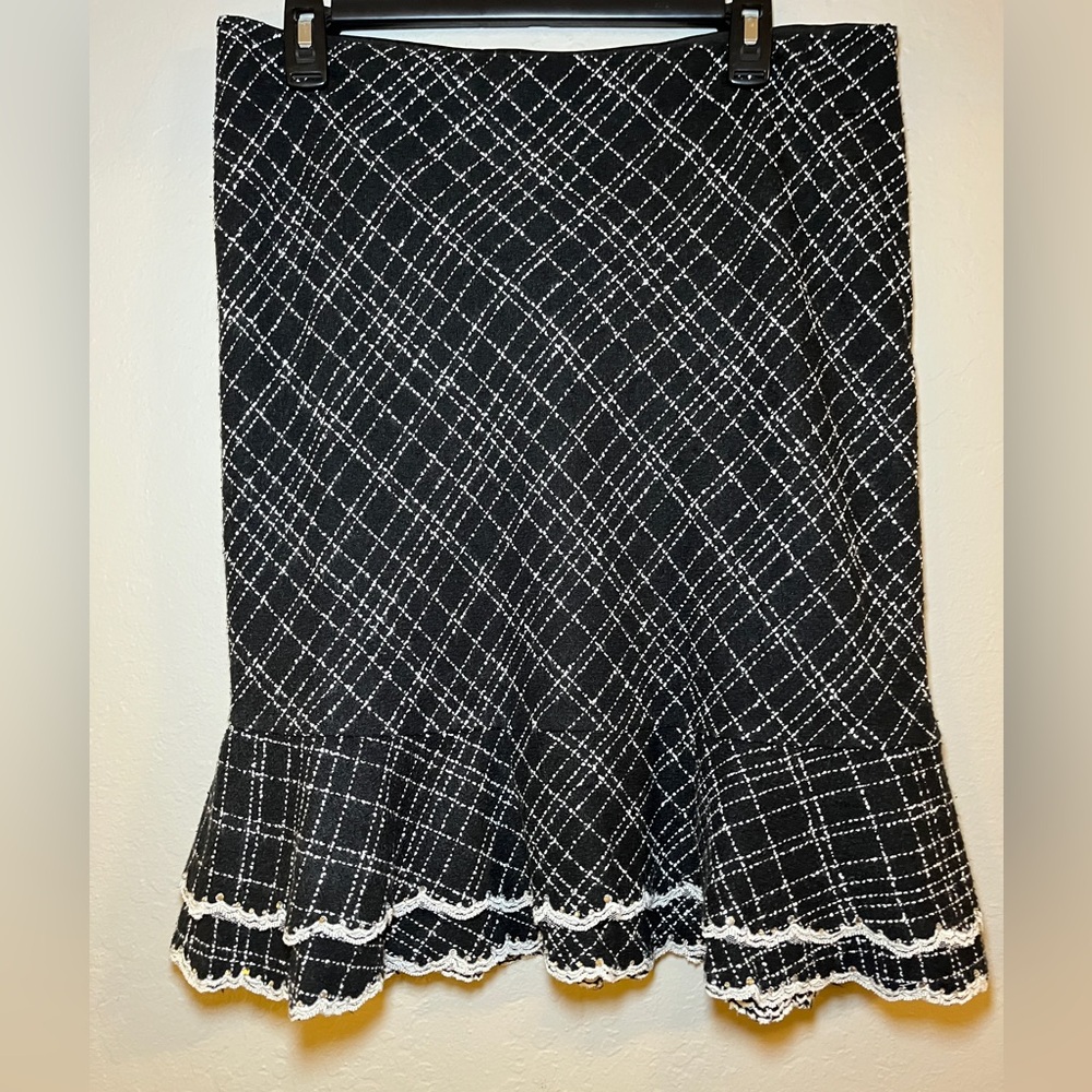 Vision Apparel Skirt Midi Lined Black Gray Plaid Trumpet Embellished Ruffle, 12